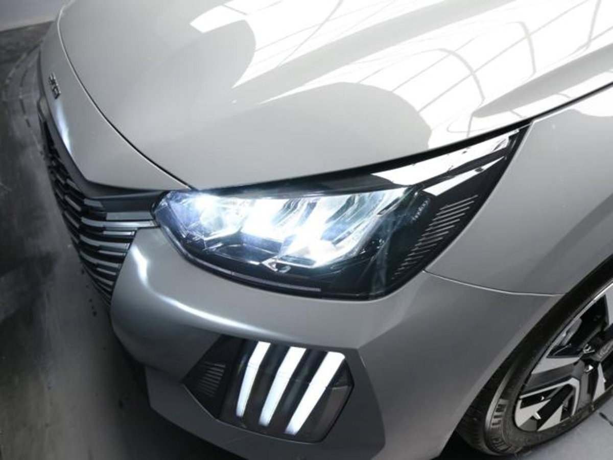 Peugeot 208 PureTech 100 Stop&Start 5 porte Allure (11)