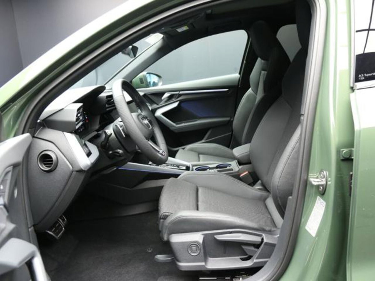 Audi A3 Sportback 35 TDI S tronic S line edition (10)
