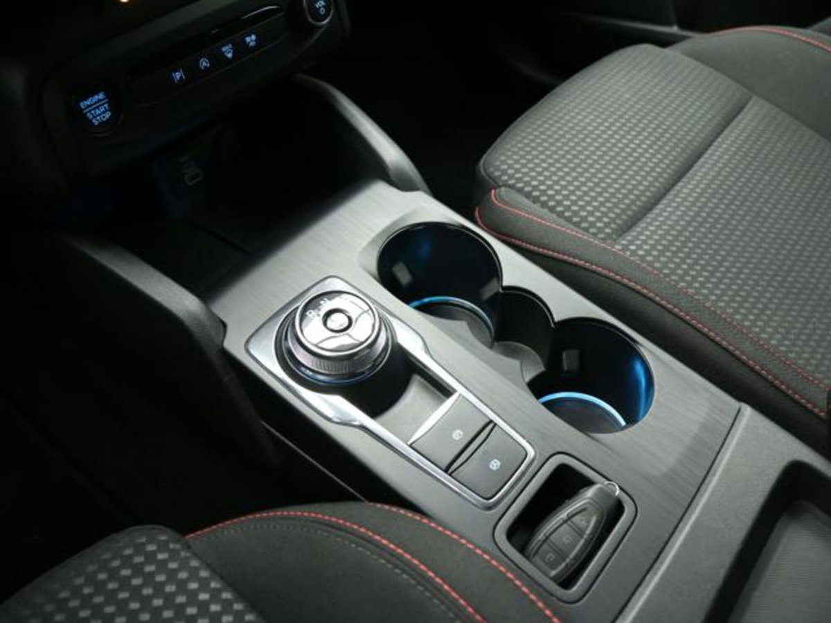 Ford Focus Station Wagon 1.5 EcoBlue 115 CV automatico SW ST-Line Design (12)