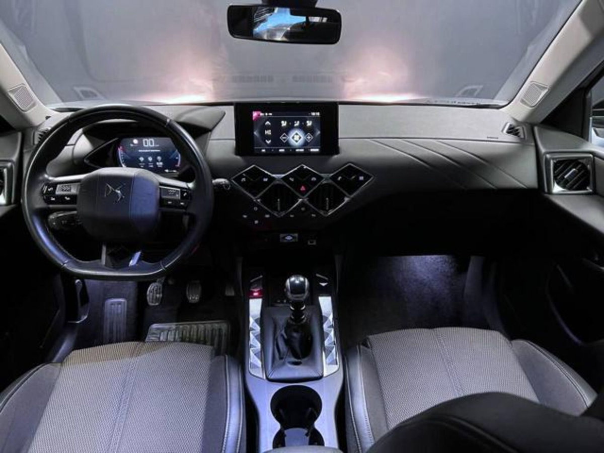 Ds DS 3 DS 3 Crossback PureTech 100 So Chic (10)