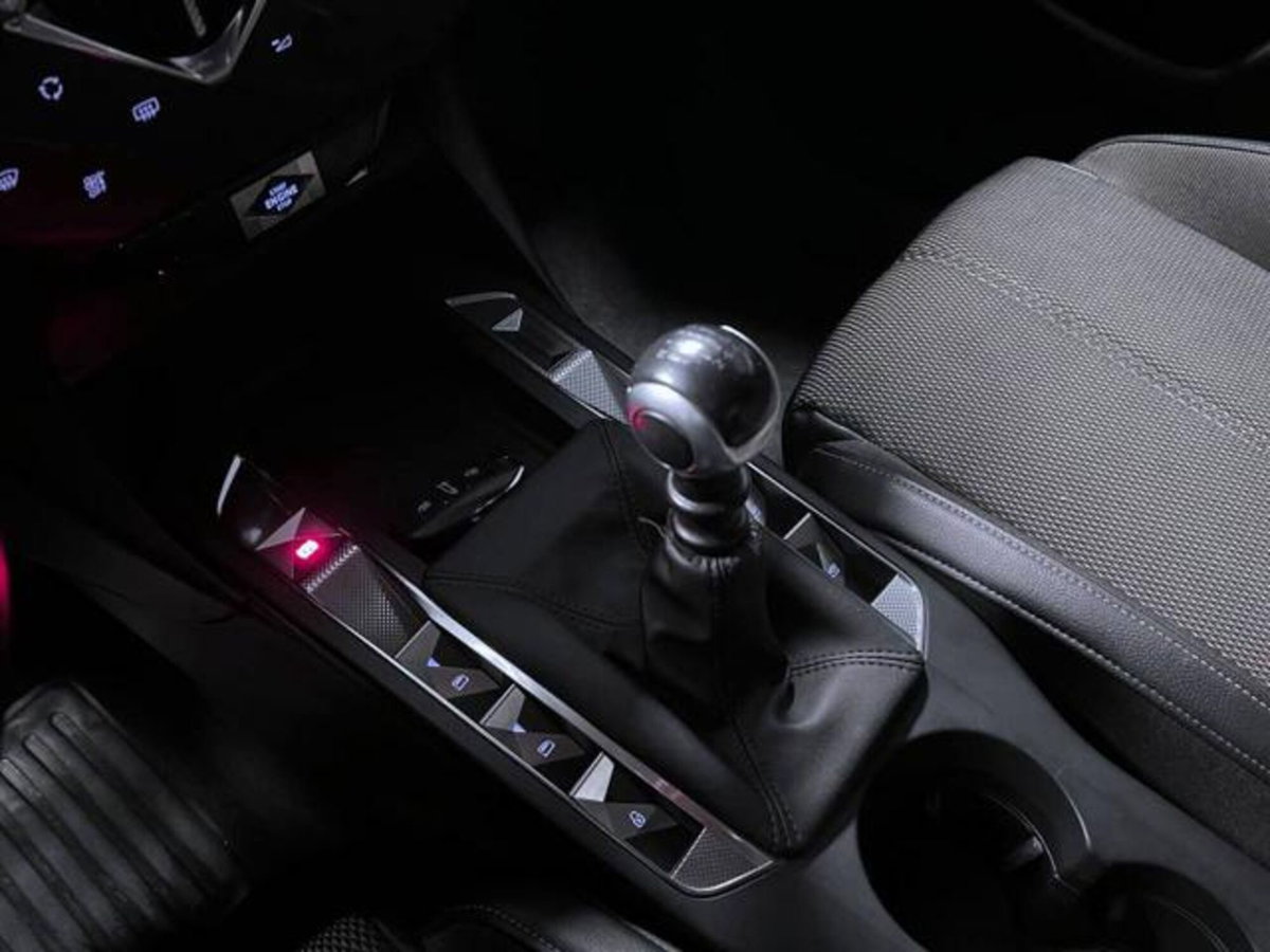 Ds DS 3 DS 3 Crossback PureTech 100 So Chic (12)