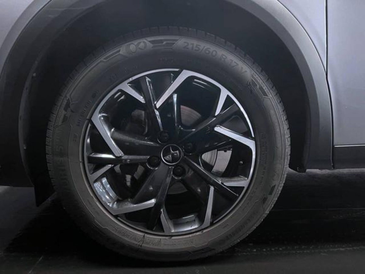 Ds DS 3 DS 3 Crossback PureTech 100 So Chic (8)