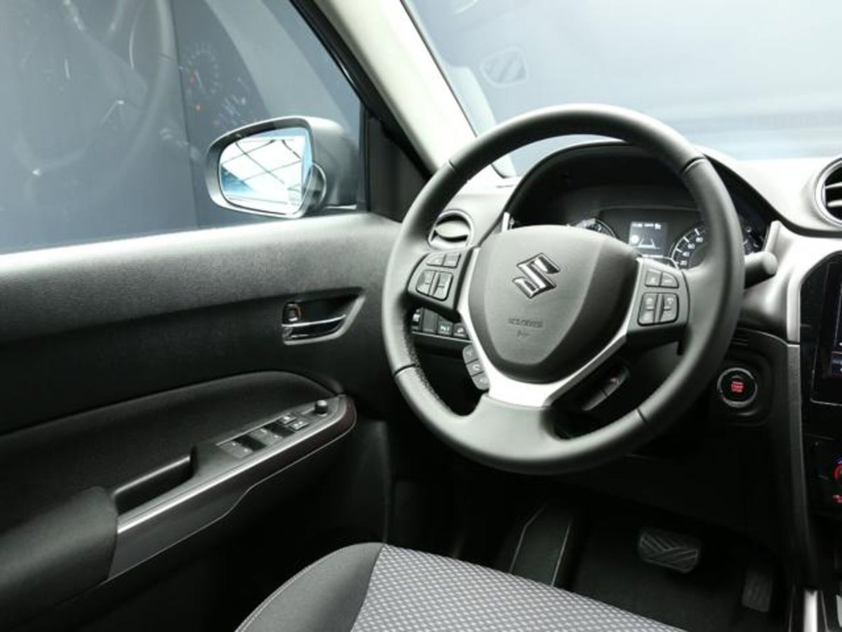 Suzuki Vitara 1.4h Starview 4wd allgrip 110cv at (12)