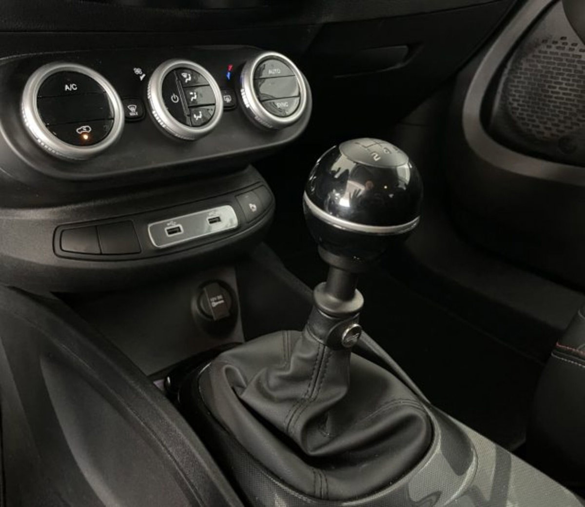 Fiat 500X 1.3 MultiJet 95 CV Sport Dolcevita (11)