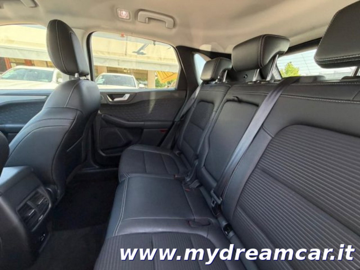 Ford Kuga 1.5 EcoBlue 120 CV 2WD Titanium (18)