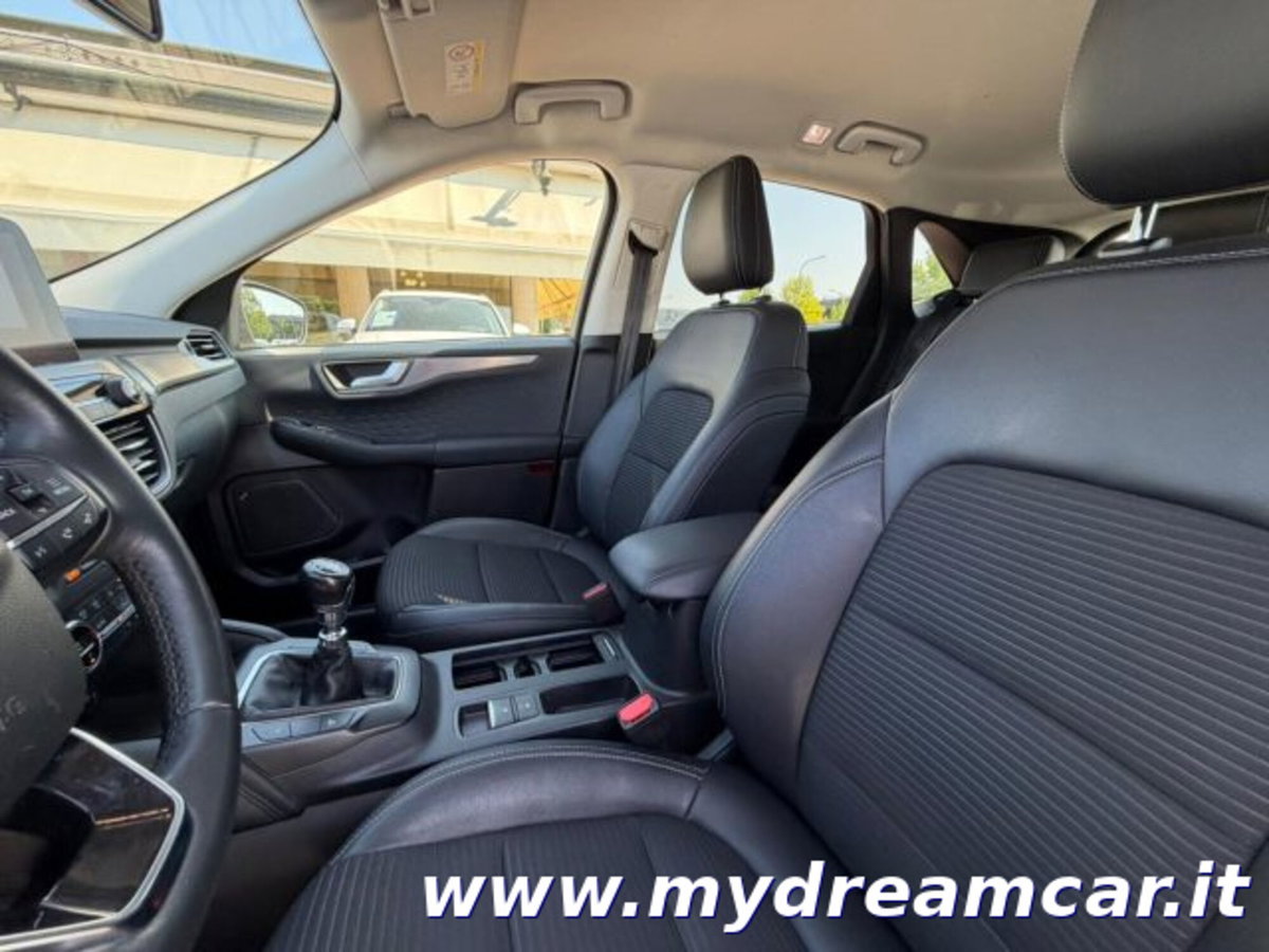 Ford Kuga 1.5 EcoBlue 120 CV 2WD Titanium (9)