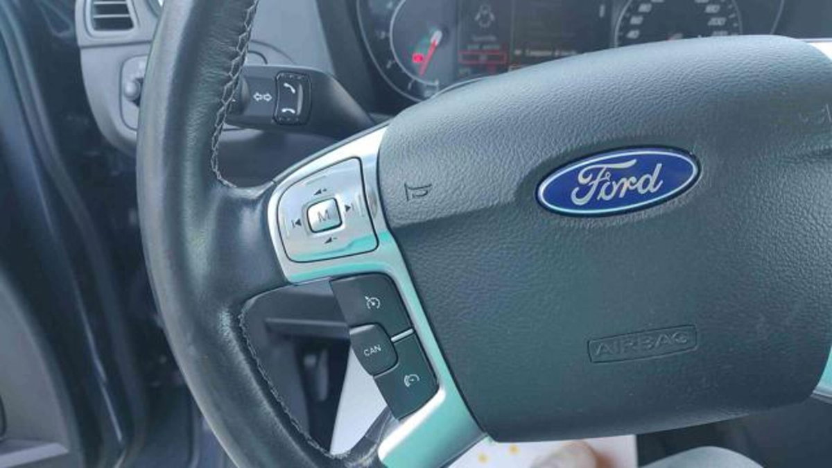 Ford Galaxy 2.0 TDCi 163 CV Powershift Titanium (16)