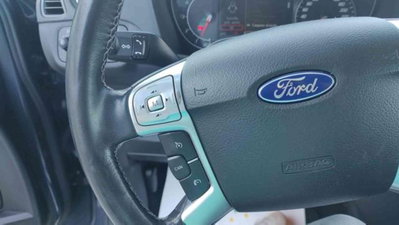 Ford Galaxy 2.0 TDCi 163 CV Powershift Titanium (16)