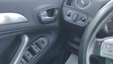 Ford Galaxy 2.0 TDCi 163 CV Powershift Titanium (17)