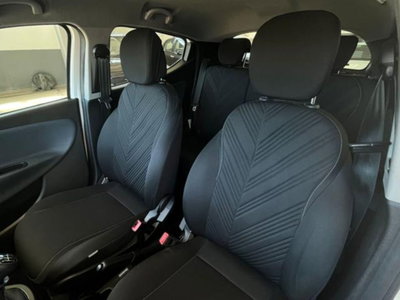 Lancia Ypsilon 1.0 FireFly 5 porte S&S Hybrid Ecochic Gold (11)