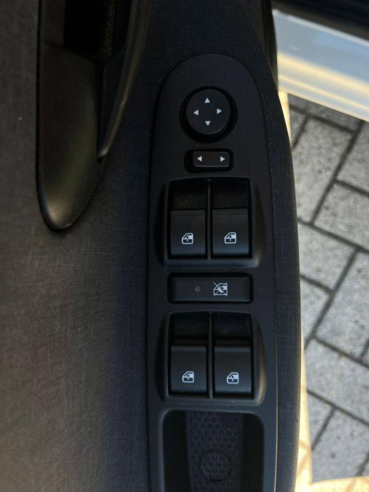 Lancia Ypsilon 1.0 FireFly 5 porte S&S Hybrid Ecochic Gold (19)
