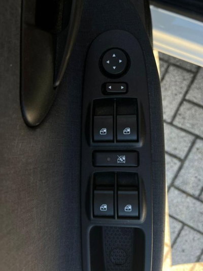 Lancia Ypsilon 1.0 FireFly 5 porte S&S Hybrid Ecochic Gold (19)