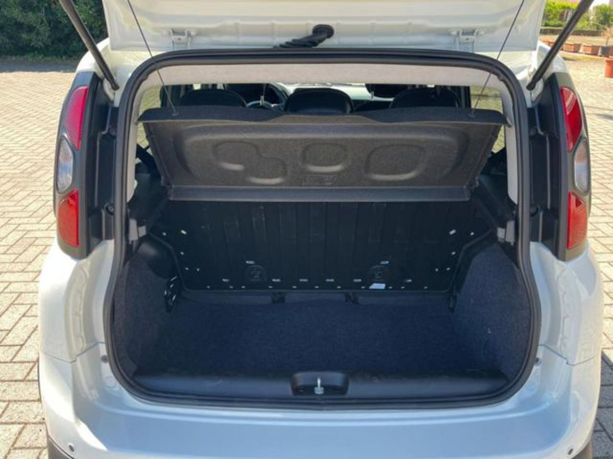 Fiat Panda 1.0 firefly hybrid s&s 70cv (19)