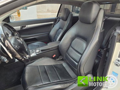 Mercedes-Benz Classe E Coupé 220 CDI Coupé BlueEFFICIENCY Avantgarde (5)