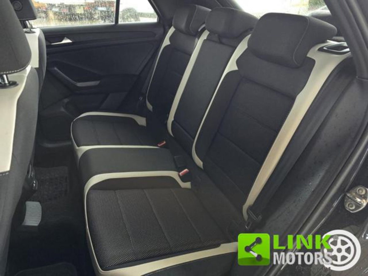 Volkswagen T-Roc 2.0 TDI SCR Advanced BlueMotion Technology (6)