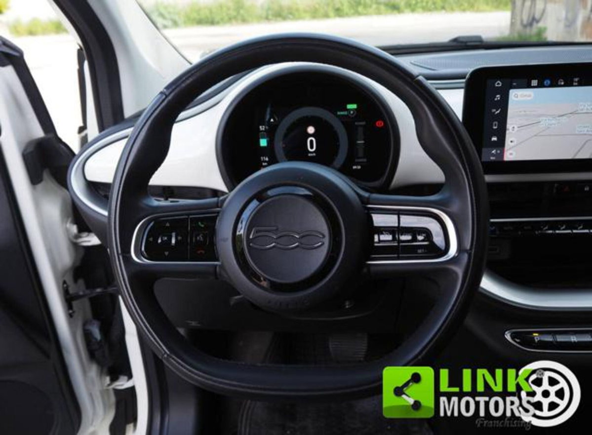 Fiat 500e Icon 3+1 42 kWh (10)