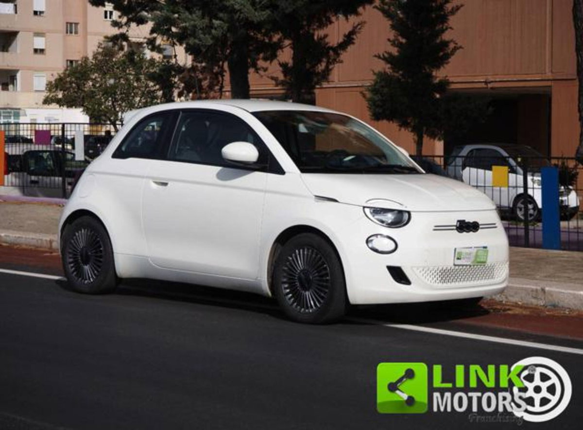 Fiat 500e Icon 3+1 42 kWh (17)