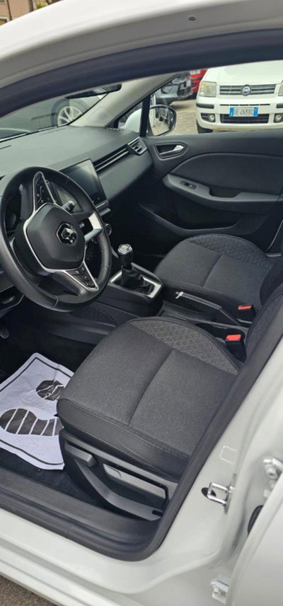 Renault Clio TCe 100 CV 5 porte Life (10)
