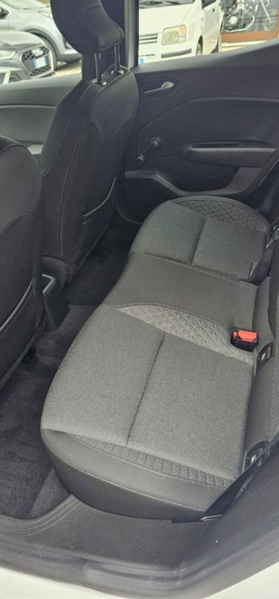 Renault Clio TCe 100 CV 5 porte Life (17)