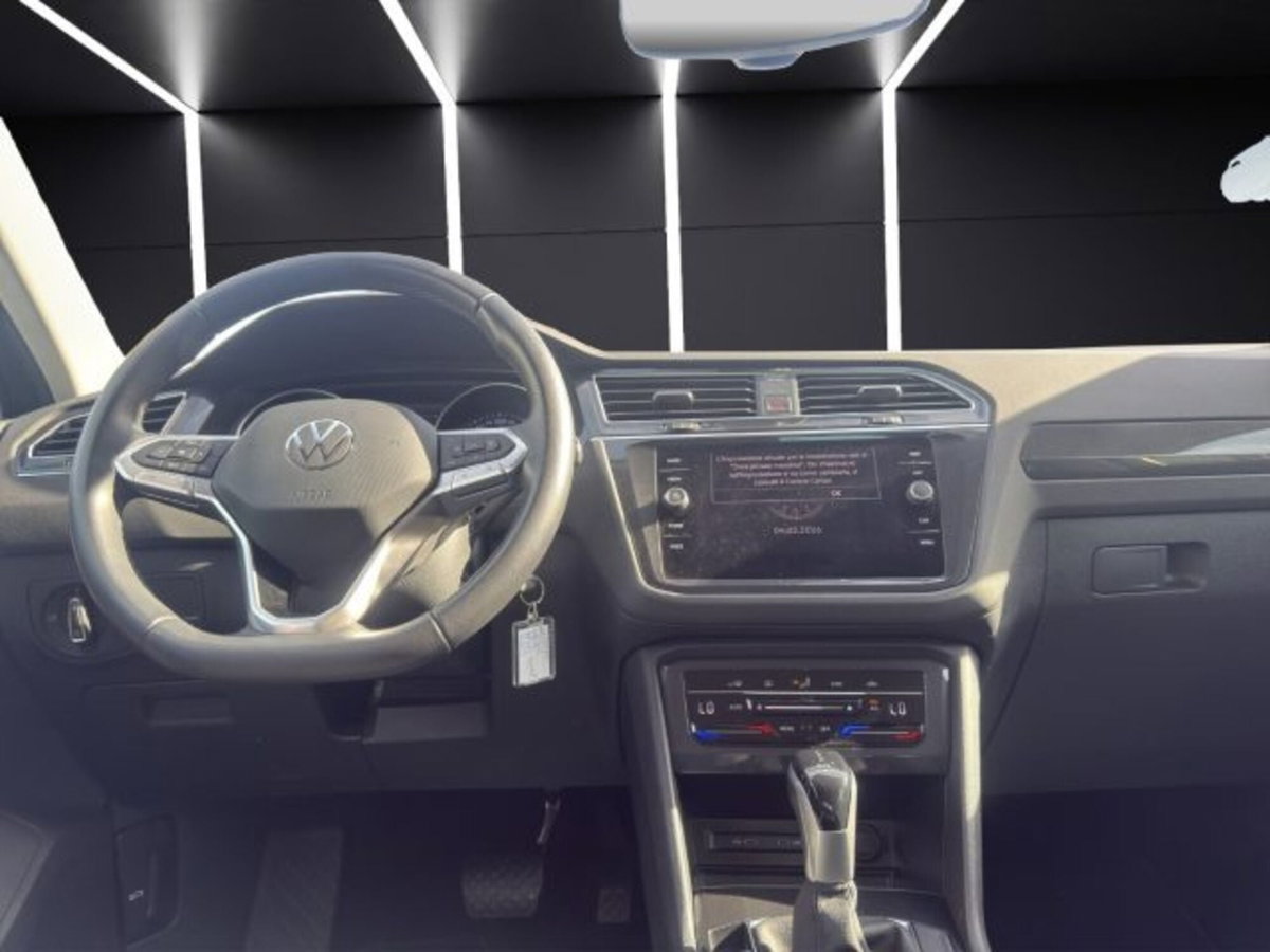 Volkswagen Tiguan 2.0 TDI 150 CV SCR DSG 4MOTION Life (14)