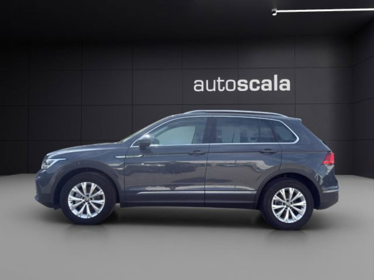 Volkswagen Tiguan 2.0 TDI 150 CV SCR DSG 4MOTION Life (2)
