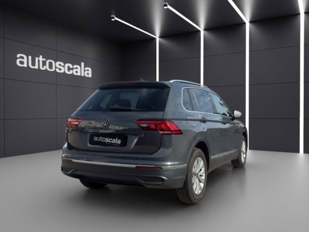 Volkswagen Tiguan 2.0 TDI 150 CV SCR DSG 4MOTION Life (5)