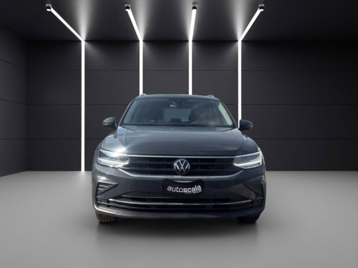 Volkswagen Tiguan 2.0 TDI 150 CV SCR DSG 4MOTION Life (8)