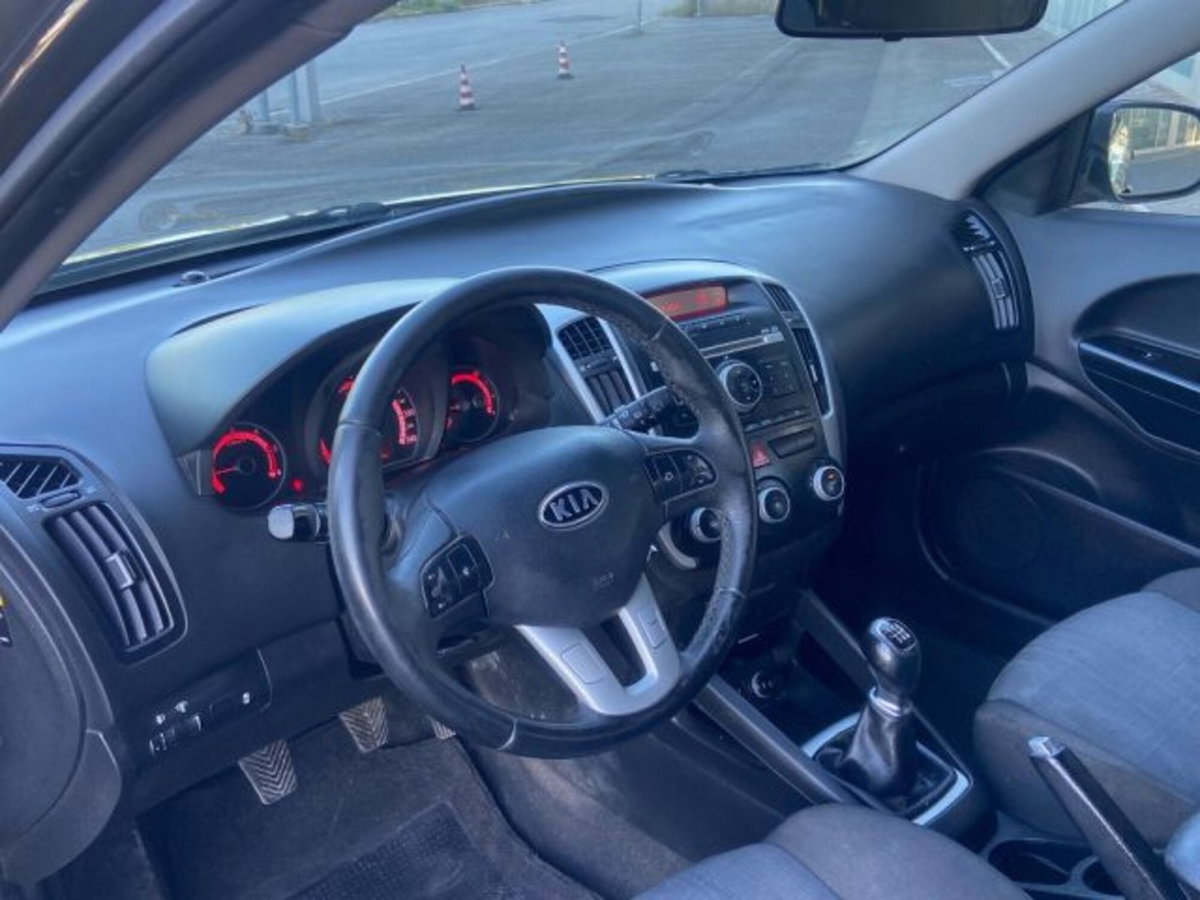 Kia cee'd Sport Wagon Sporty Wagon 1.6 CRDi VGT 90CV Platinum (10)