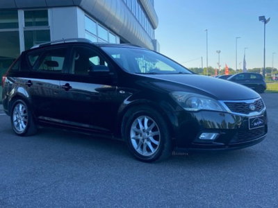 Kia cee'd Sport Wagon Sporty Wagon 1.6 CRDi VGT 90CV Platinum (2)