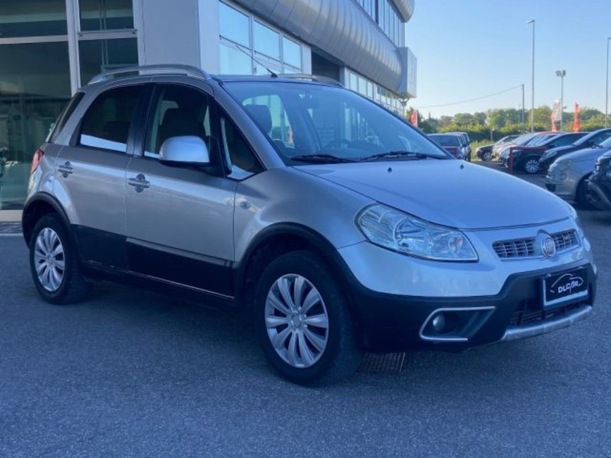 Fiat Sedici 2.0 MJT 16V DPF 4x4 Dynamic (2)