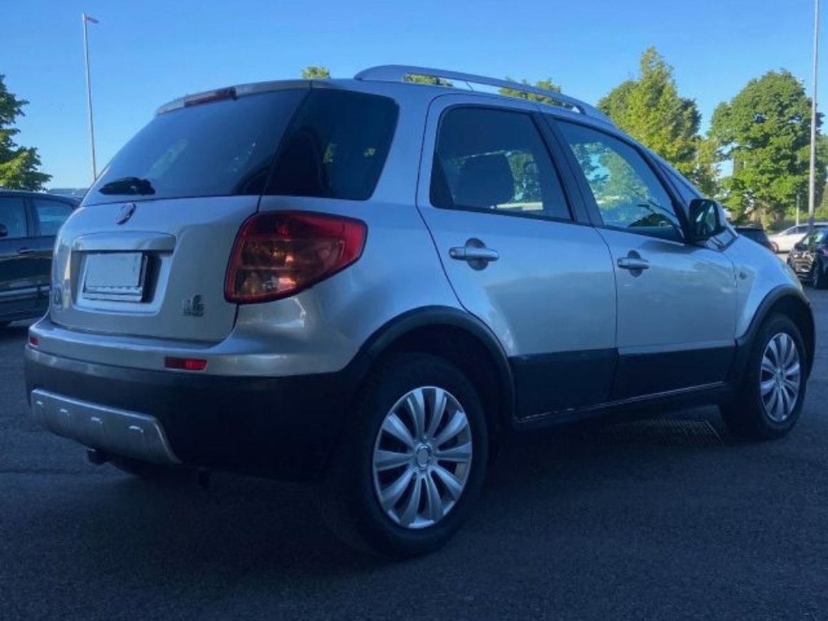Fiat Sedici 2.0 MJT 16V DPF 4x4 Dynamic (5)