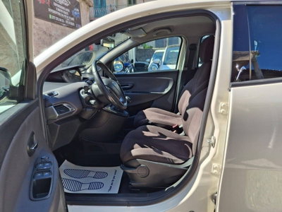Lancia Ypsilon 1.3 MJT 16V 95 CV 5 porte S&S Gold (12)