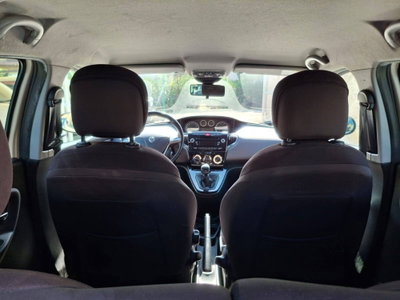Lancia Ypsilon 1.3 MJT 16V 95 CV 5 porte S&S Gold (19)