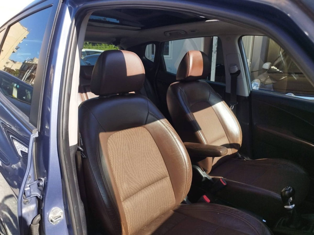 Hyundai ix20 1.4 CRDI 90 CV Style (15)