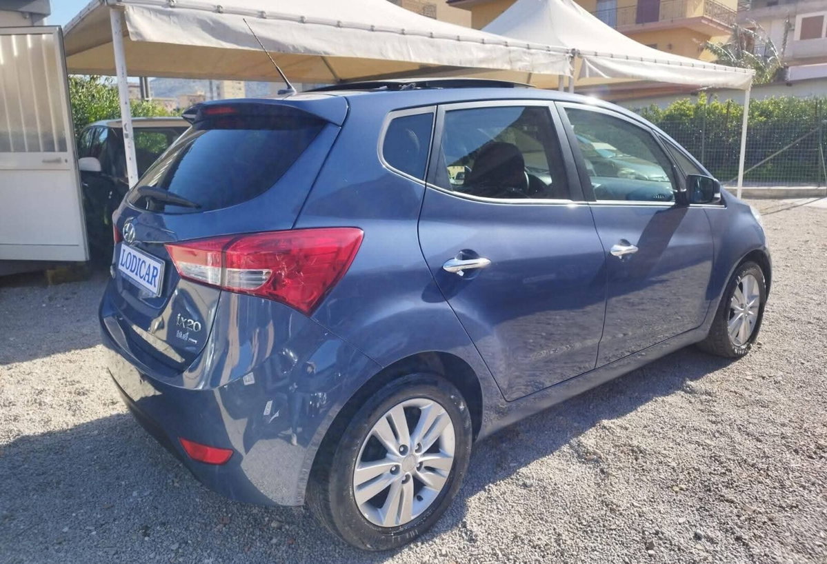 Hyundai ix20 1.4 CRDI 90 CV Style (5)