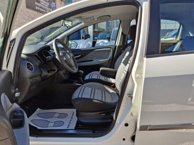 Fiat Punto Evo 1.3 Mjt 75 CV 5 porte Dynamic (12)
