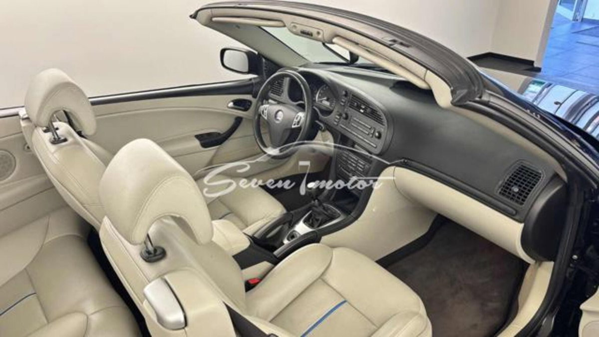 Saab 9-3 Cabrio 1.8 t Vector (13)