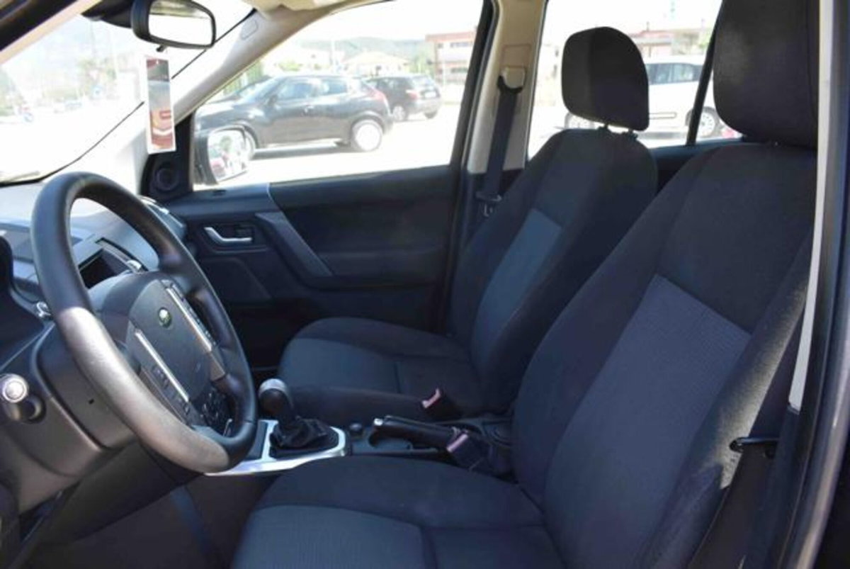 Land Rover Freelander 2.2 TD4 S.W. S (7)