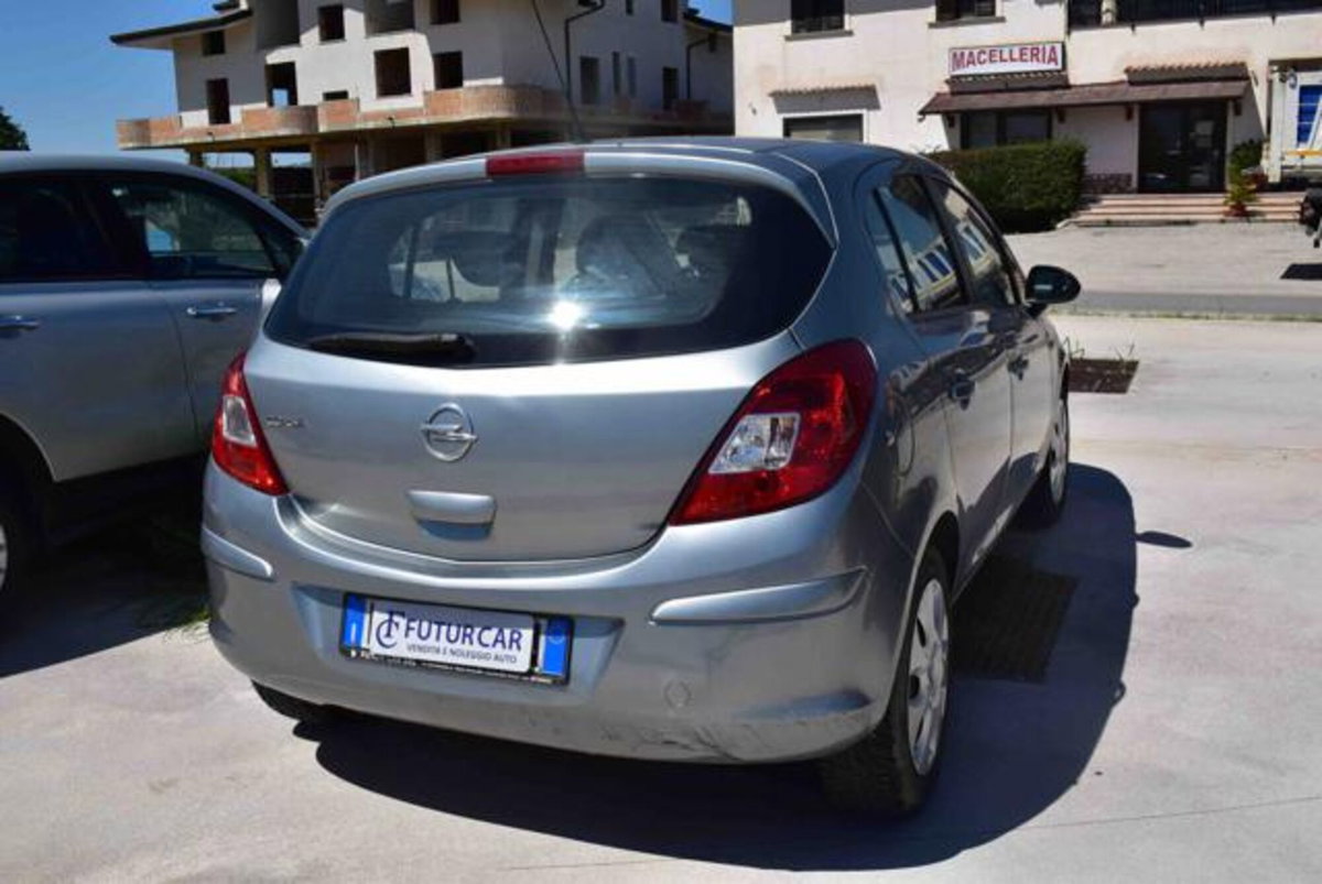 Opel Corsa 1.2 5 porte Edition (12)