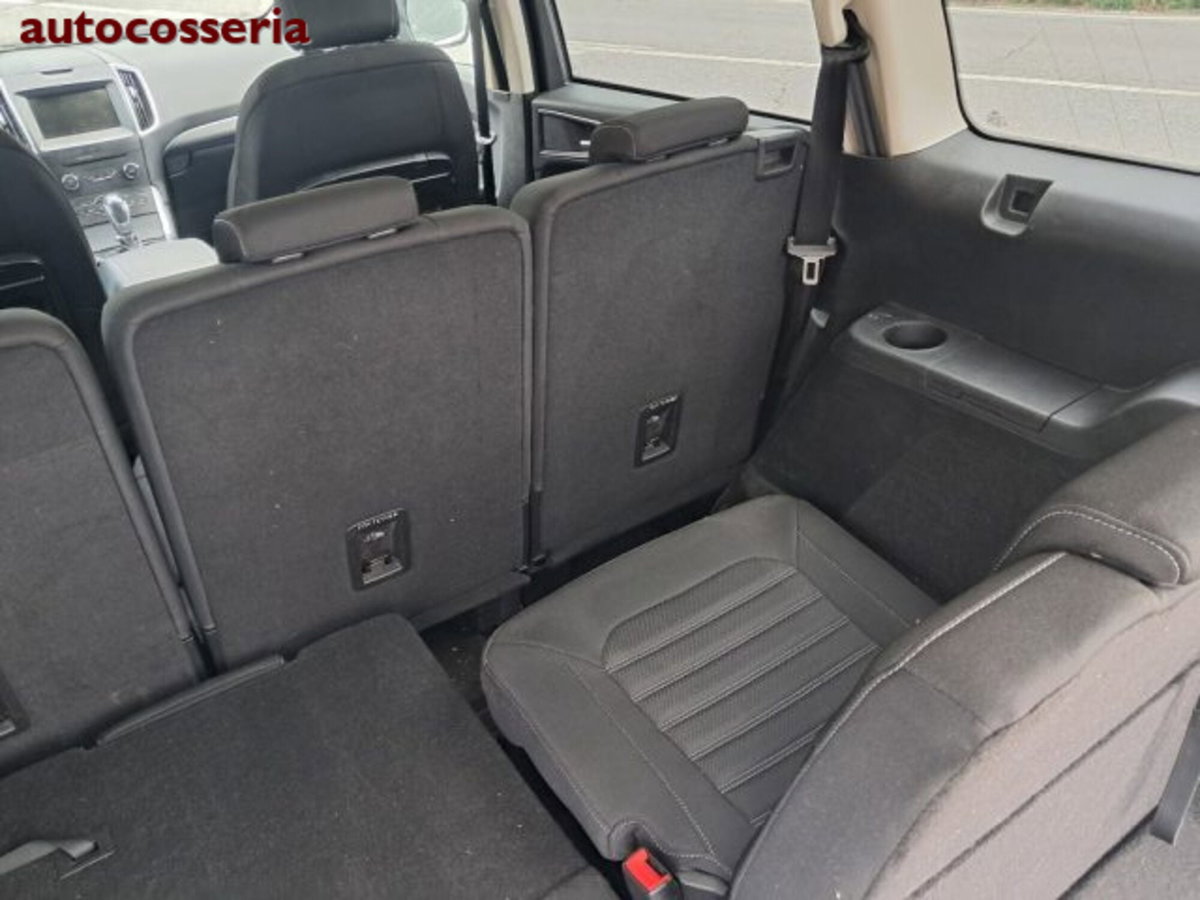Ford Galaxy 2.0 TDCi 180CV Start&Stop Titanium Business (7)