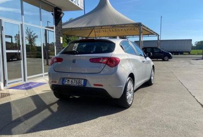 Alfa Romeo Giulietta 1.6 JTDm Giulietta 120cv tct my18 (4)