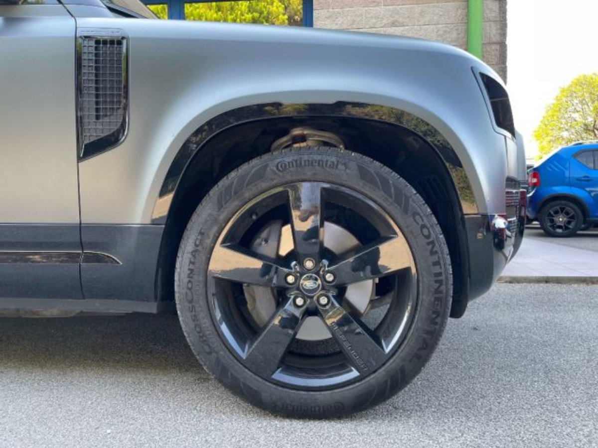 Land Rover Defender 110 2.0 si4 phev X-Dynamic SE awd 300cv auto (5)