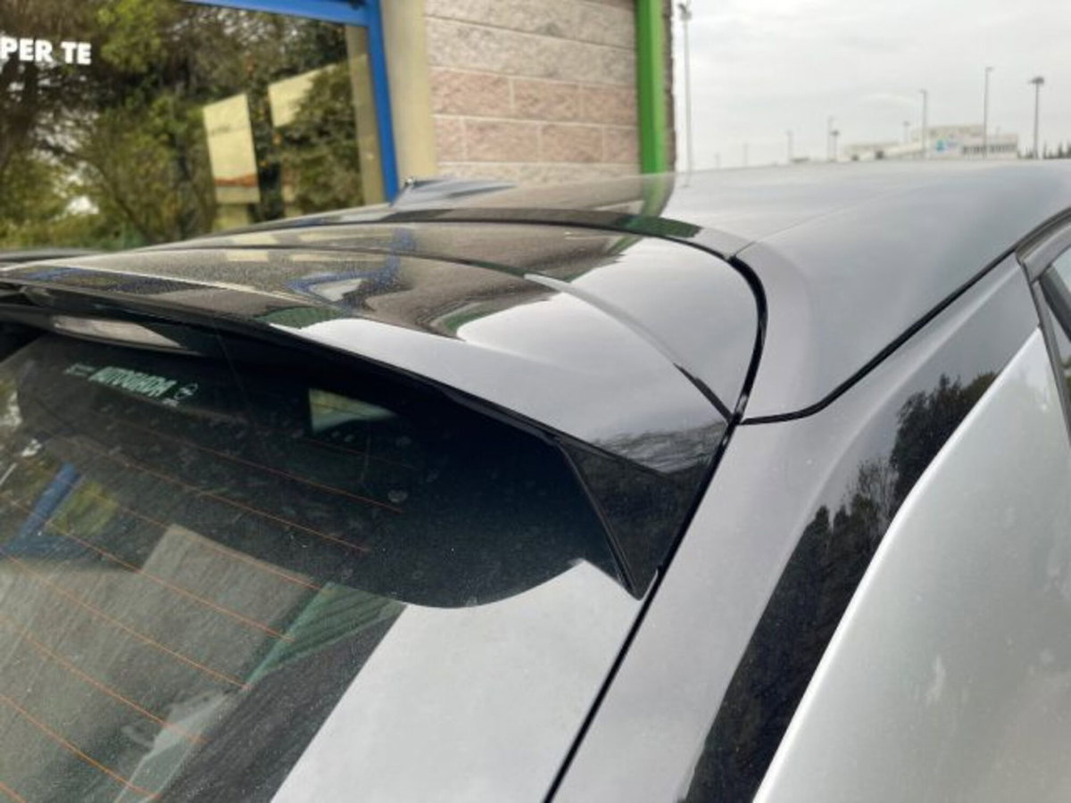 Opel Corsa 1.2 hybrid GS 100cv dct6 (12)