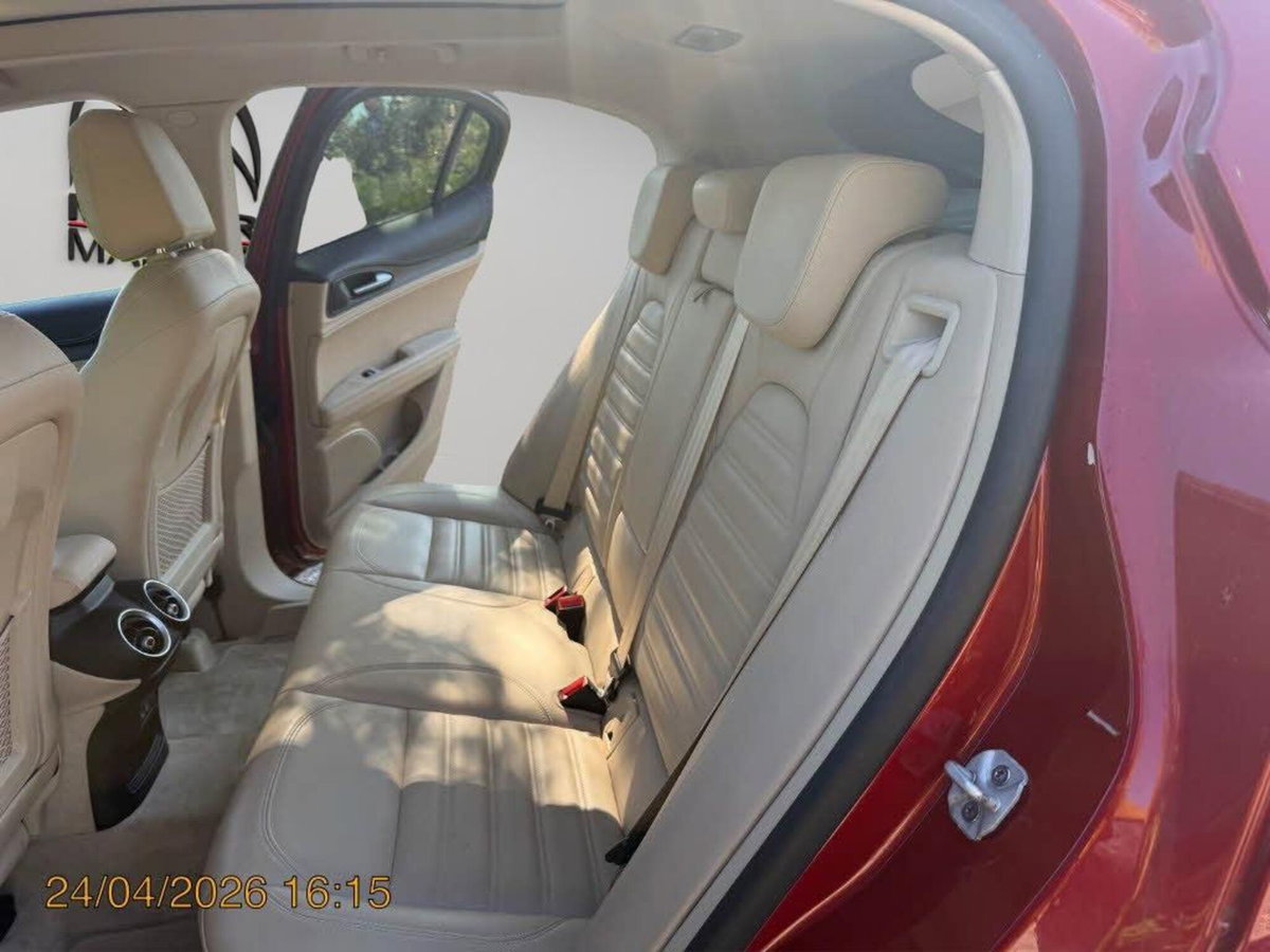 Alfa Romeo Stelvio Stelvio 2.0 Turbo 280 CV AT8 Q4 Ti (11)