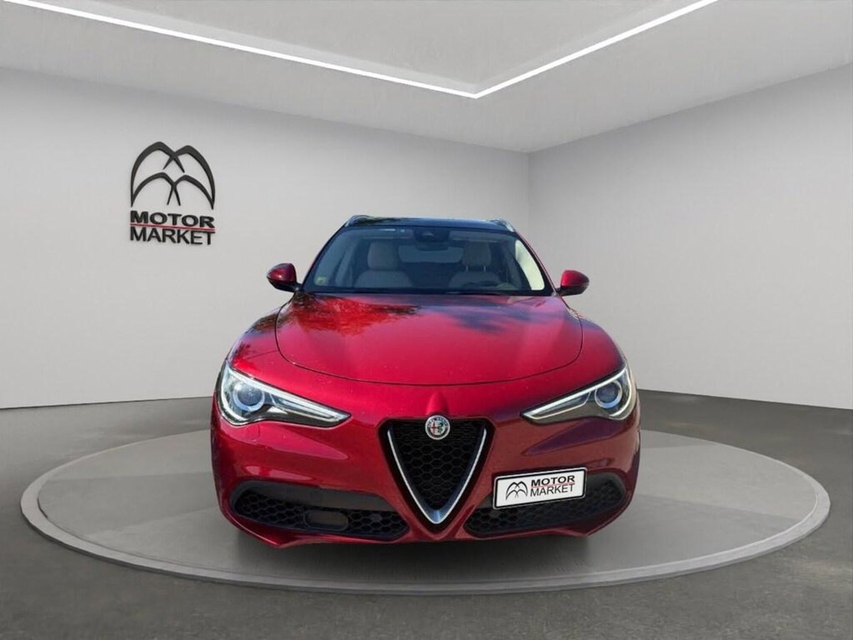 Alfa Romeo Stelvio Stelvio 2.0 Turbo 280 CV AT8 Q4 Ti (2)