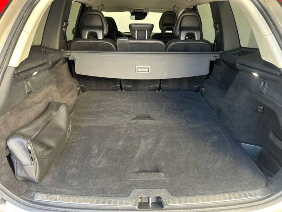 Volvo XC90 D5 AWD Geartronic Inscription (20)