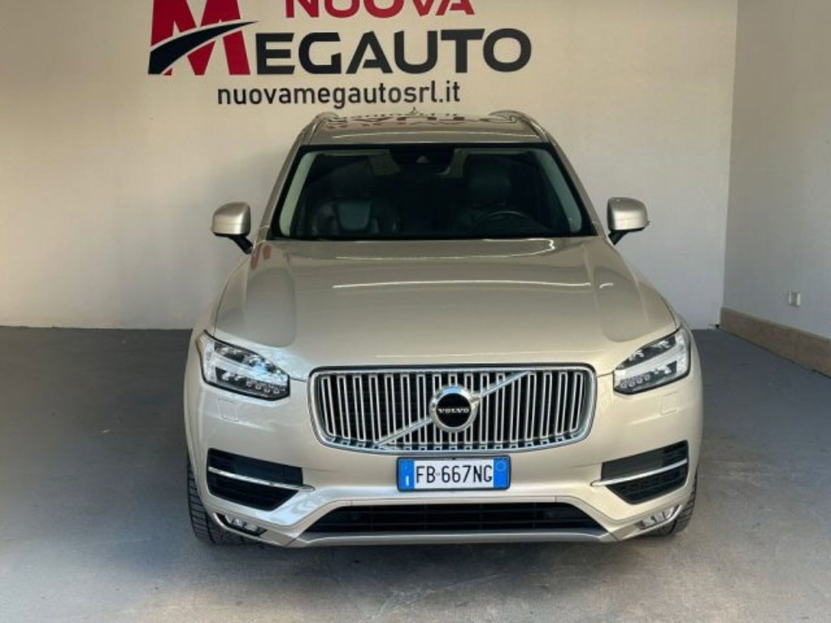 Volvo XC90 D5 AWD Geartronic Inscription (3)
