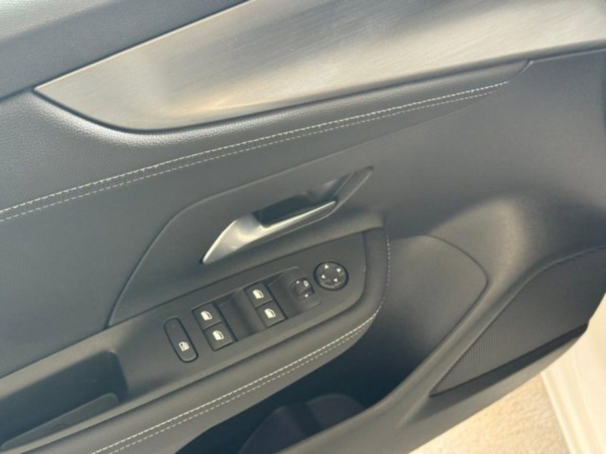 Volvo XC90 D5 AWD Geartronic Inscription (8)