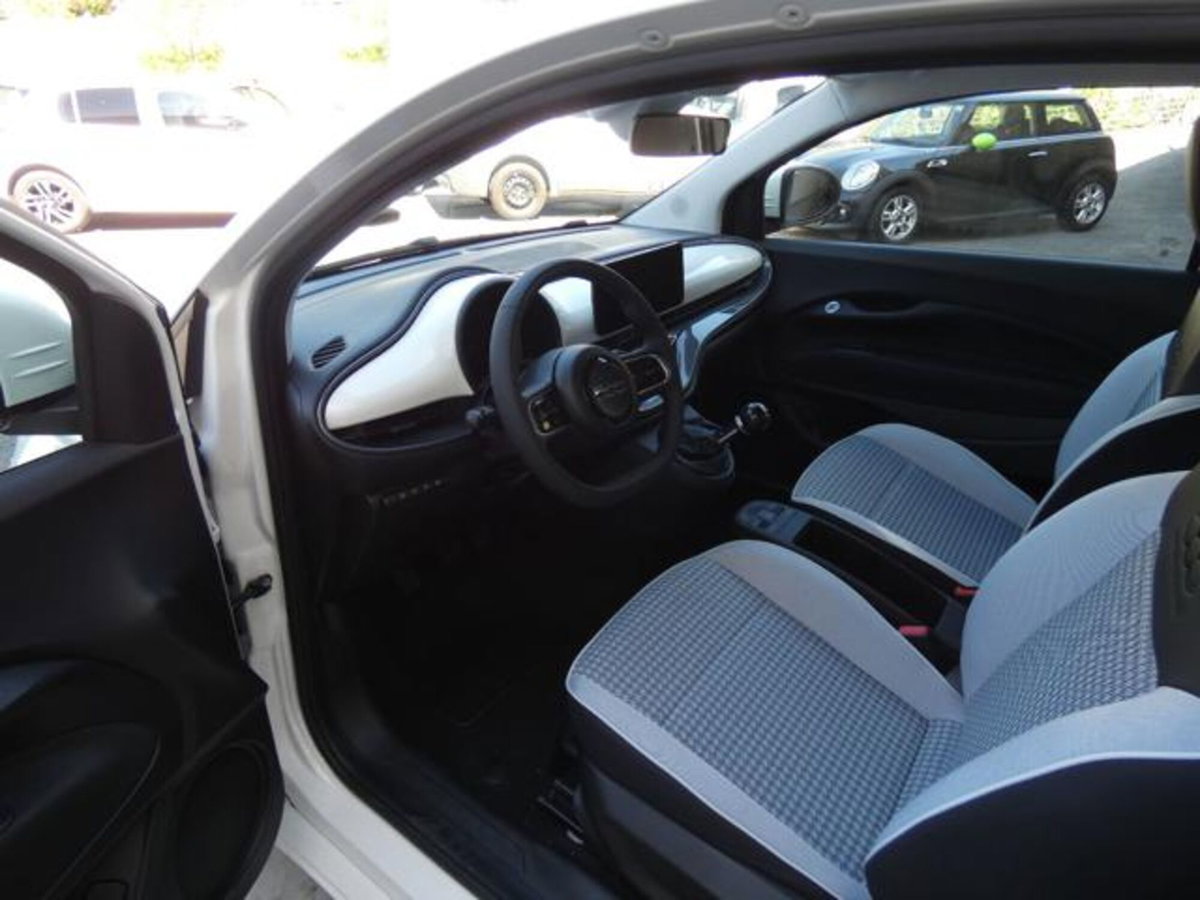 Fiat 500 1.0 hybrid Torino (9)