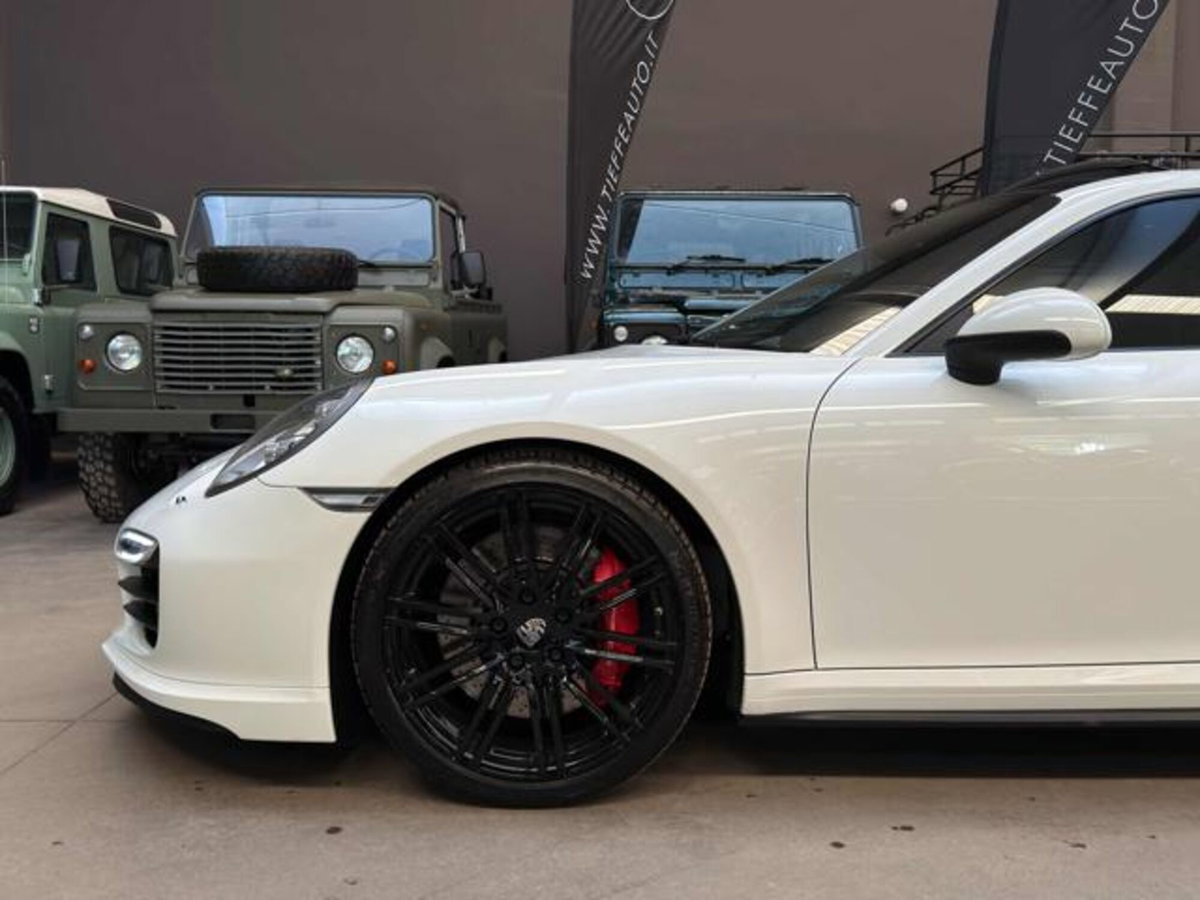 Porsche 911 Coupé 3.8 Turbo (7)
